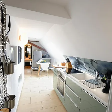 Petite - Ferien Und Businessapartment *